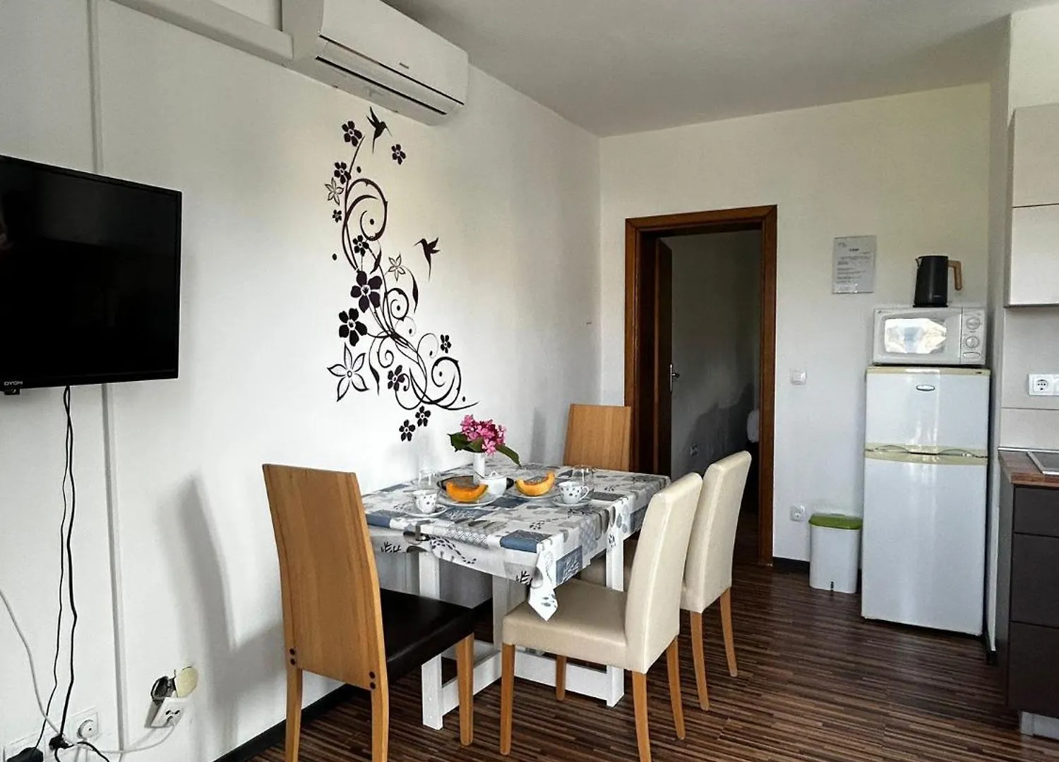 Apartments Mateo Lopar